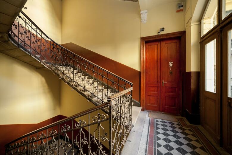 Kadar Apartments