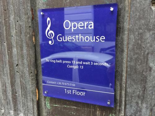 Hostal Budapest Opera Minihotel