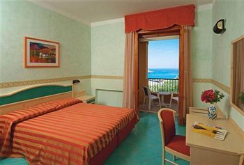 Hotel America