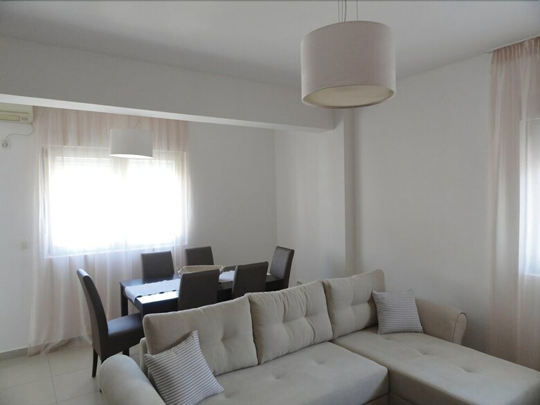 Lux Apartments Natasha