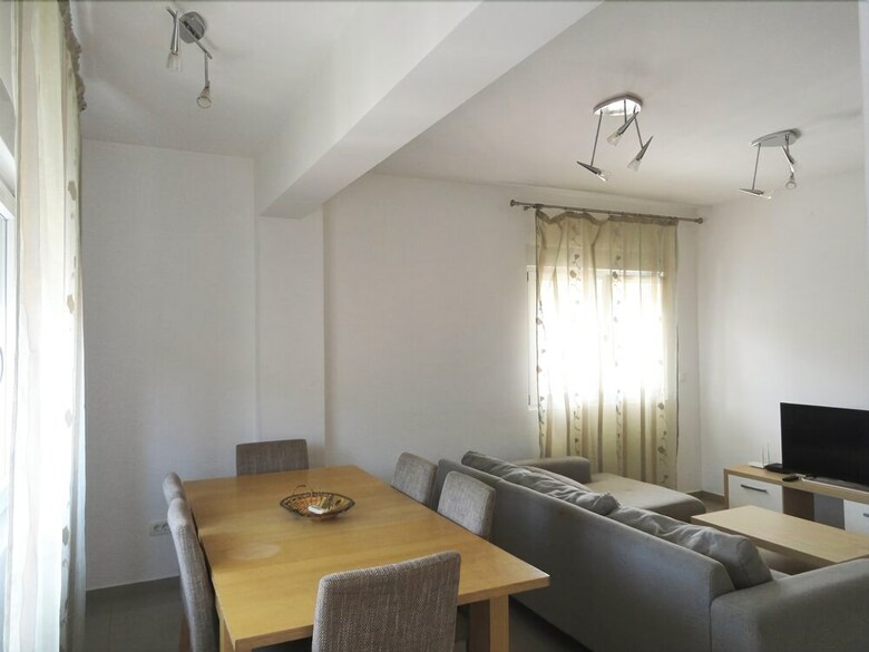 Lux Apartments Natasha