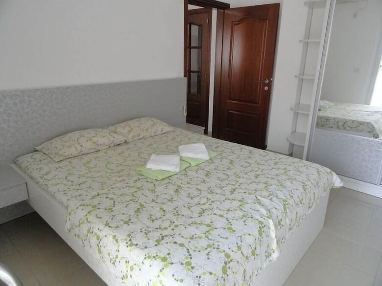 Lux Apartments Natasha