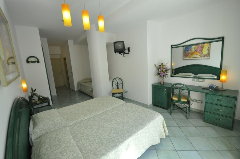 Hotel Romantica Resort & Spa