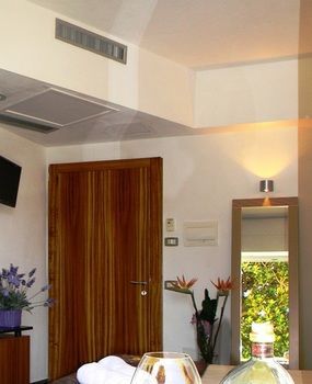 Hotel Marina 10