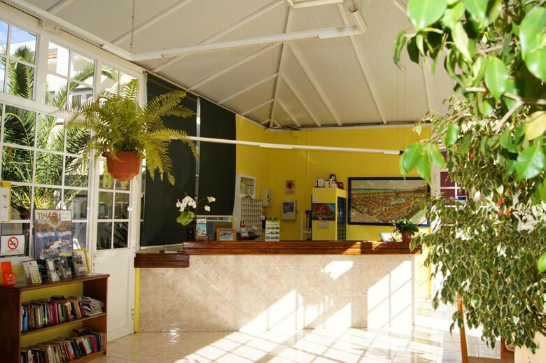 Checkin Apartamentos Laurisilva