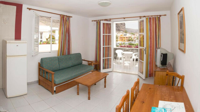Checkin Apartamentos Laurisilva