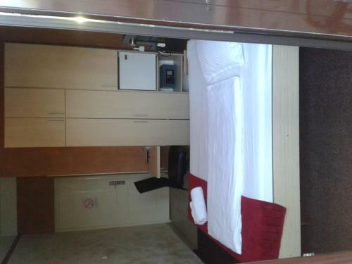 Hostal Vila Senjak B&B