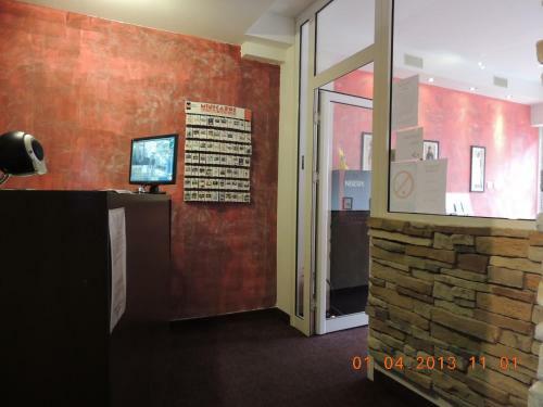 Hostal Vila Senjak B&B