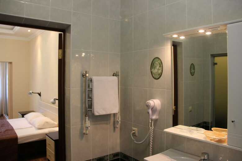 Omega Hotel