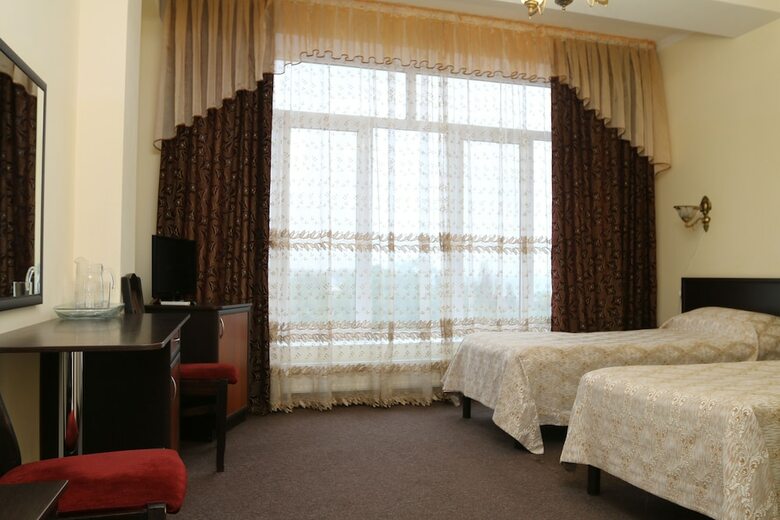 Hotel Kavkaz