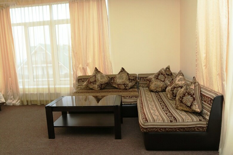 Hotel Kavkaz