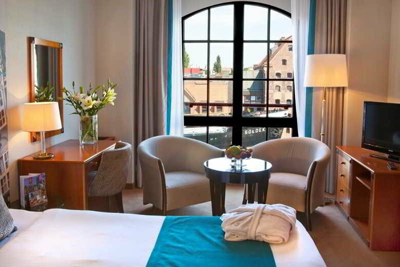 Hanza Hotel