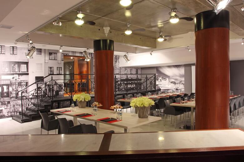 Hanza Hotel