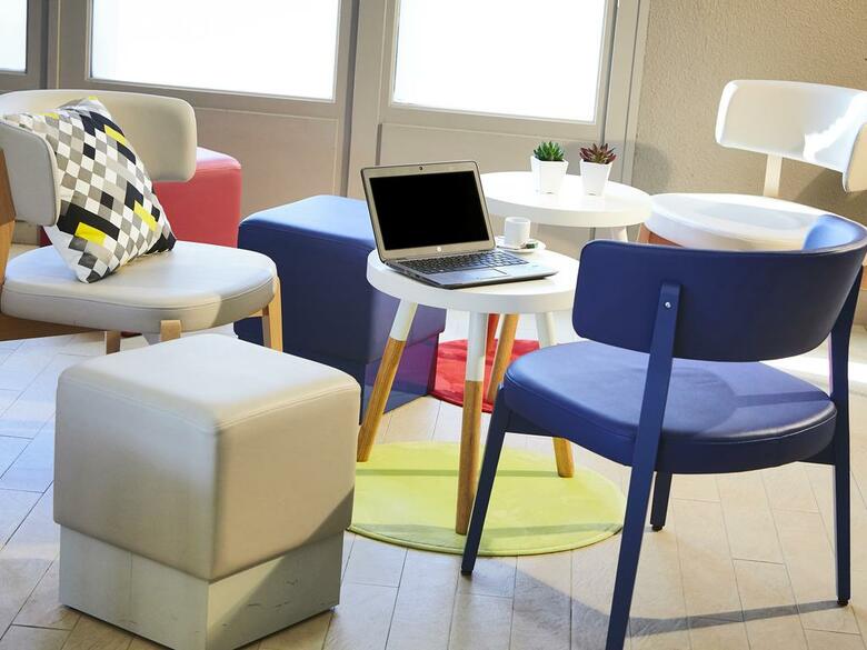 Hotel Campanile - Chelles