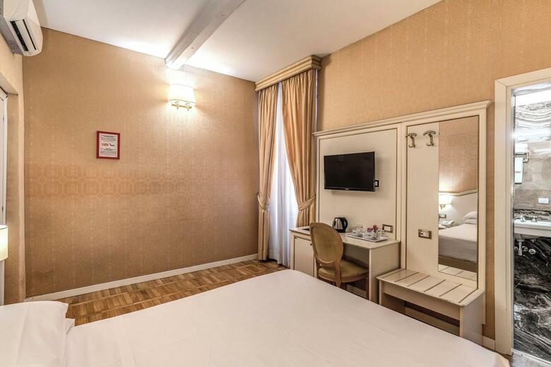 Hotel Relais Fontana Di Trevi