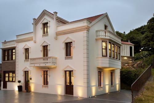 Agroturismo Hotel R�stico Y Apartamentos A Torre de Laxe