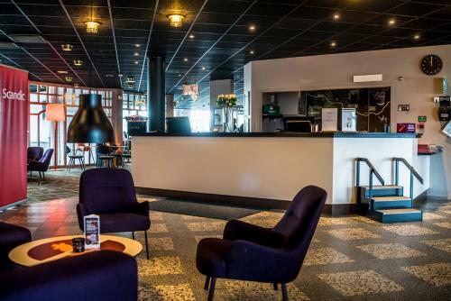 Hotel Scandic Bolln�s