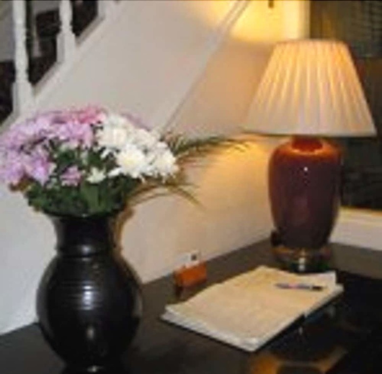 Hostal Monravon Guest House