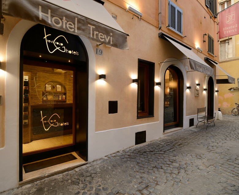 Hotel Trevi
