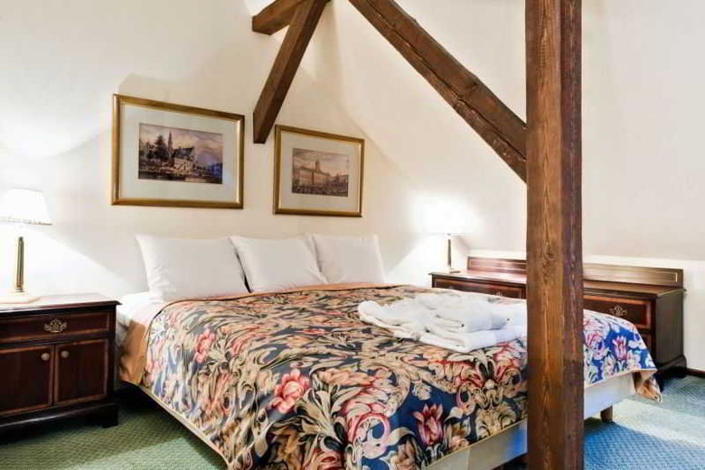 Aparthotel Miodosytnia