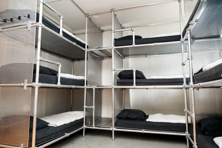 Jorplace Beach Hostel