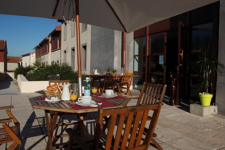 Hotel Adonis Carcassonne La Barbacane