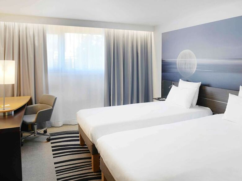 Hotel Novotel Cote De Nacre
