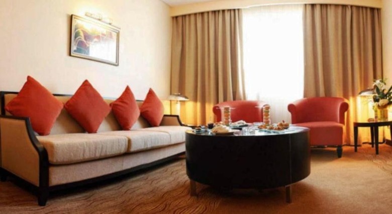 Hotel Golden Tulip Farah