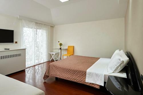 Hotel Tomi