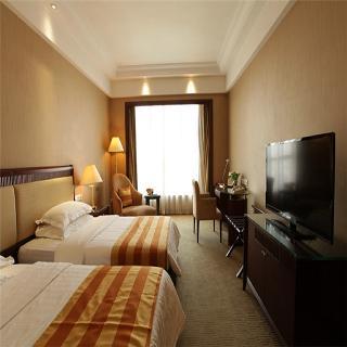 Grand Royal Hotel