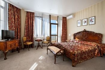 Dolphin Resort Hotel & Conference