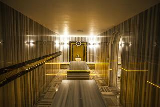 Liv Suit Hotel