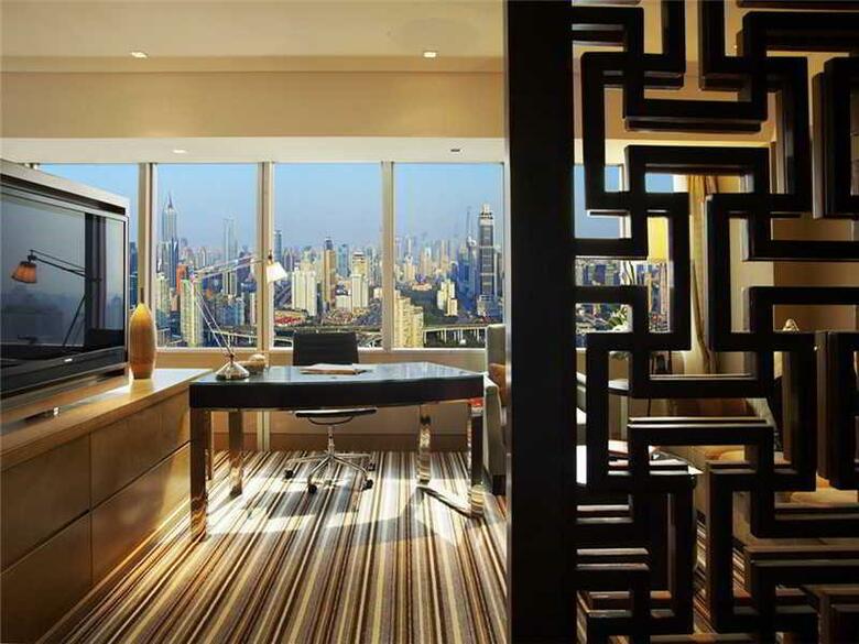 Hotel Jin Jiang Tower
