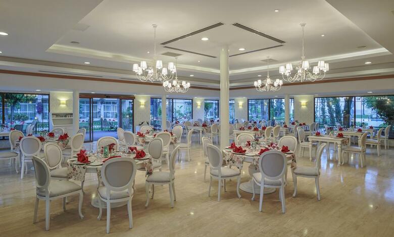 Alva Donna World Palace Hotel