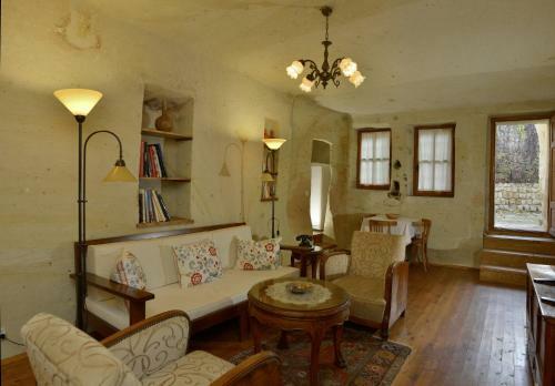 Esbelli Evi Cave Hotel