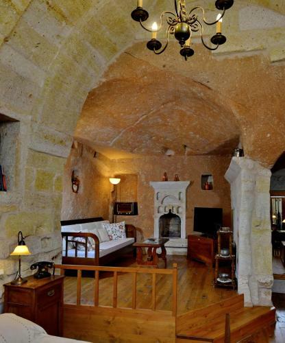 Esbelli Evi Cave Hotel