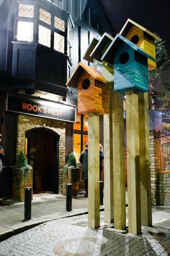 Hostal Rooks Nest