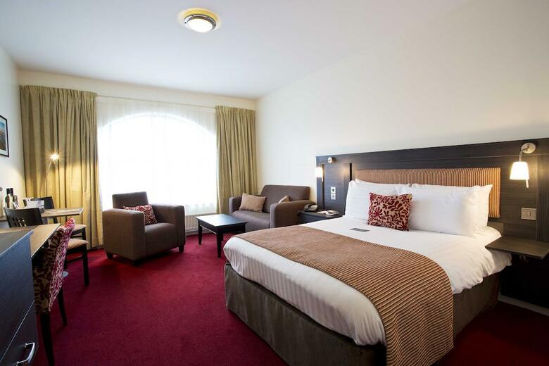 Hotel Ramada Da Vincis