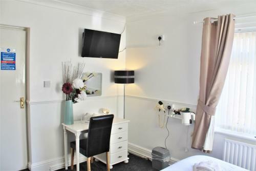 Hostal Serena Court Hotel