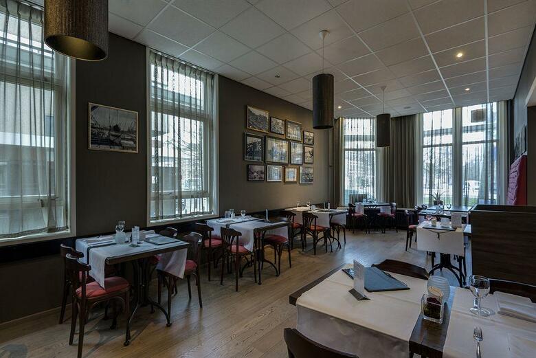 Hotel A&O Rotterdam City