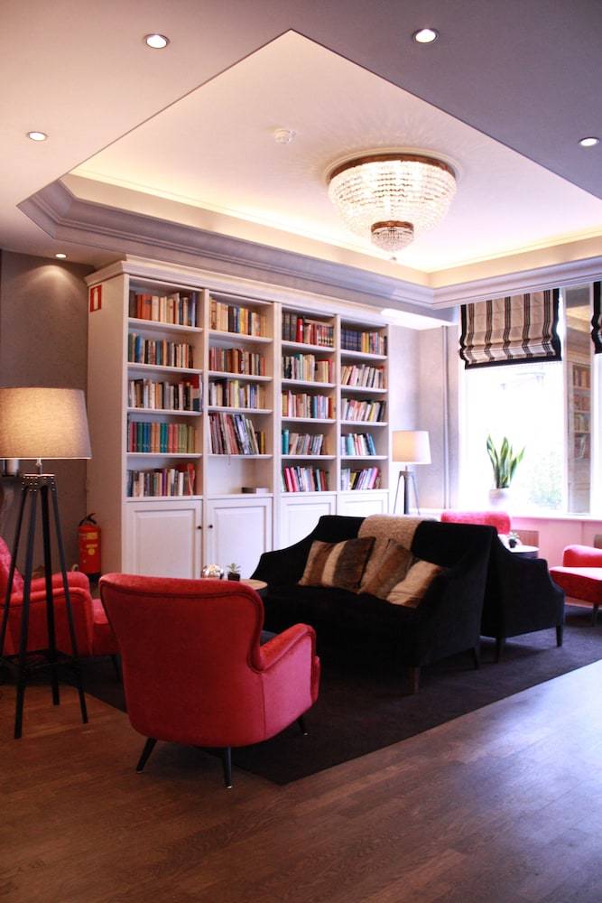 Sandton Malie Hotel
