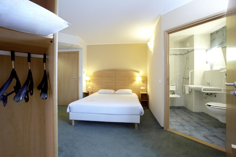 Hotel Campanile Poznan