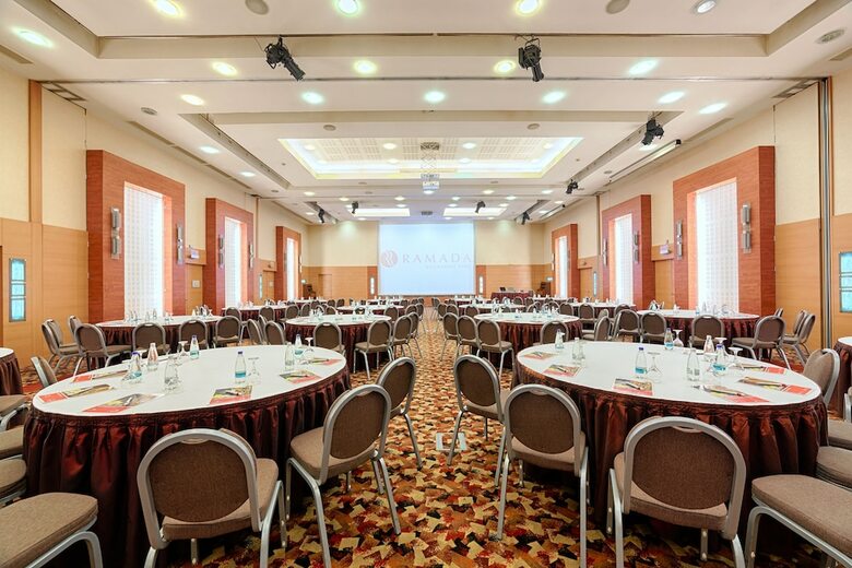 Hotel Ramada Plaza