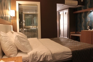 Hotel Akol