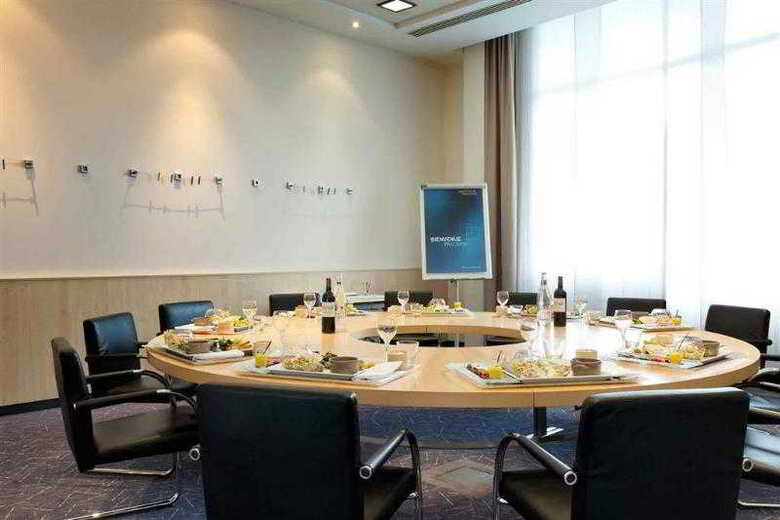 Hotel Novotel Convention Et Wellness Roissy Cdg