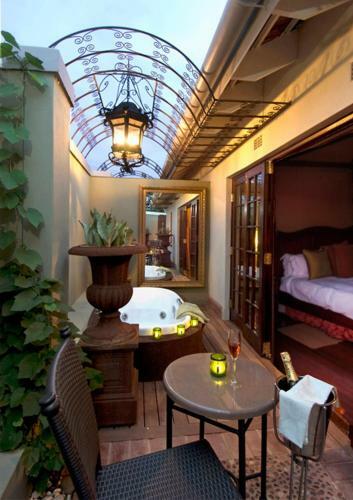Audacia Manor Boutique Hotel