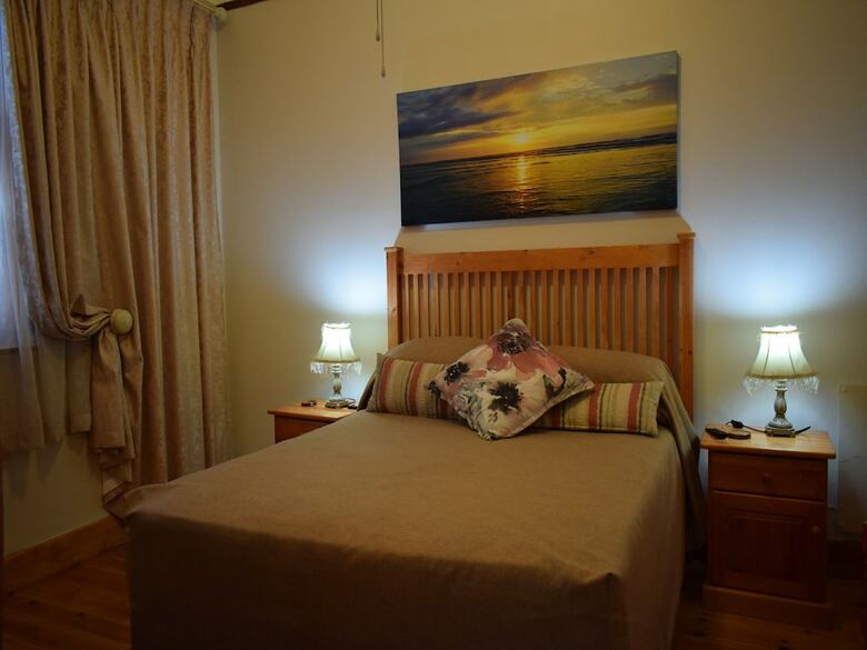 Hostal Auberge Alouette Guesthouse