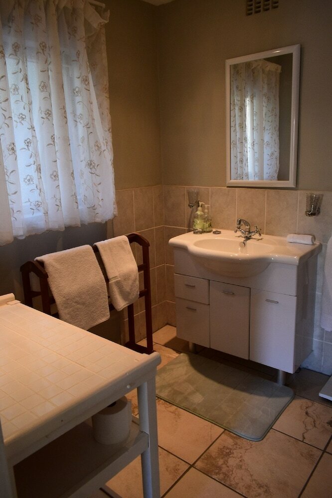 Hostal Auberge Alouette Guesthouse