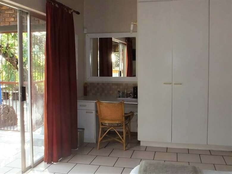 Hostal Tatenda Guest House