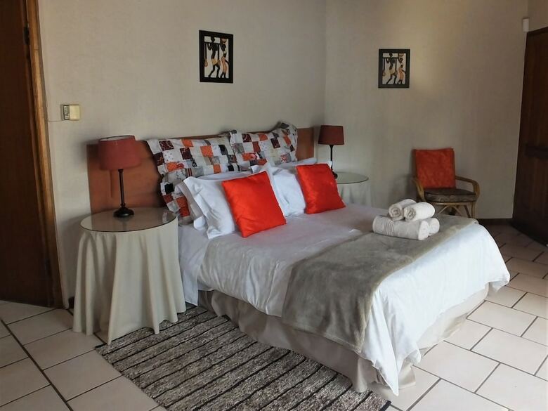 Hostal Tatenda Guest House